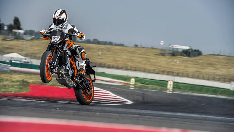 KTM-690-DUKE-R
